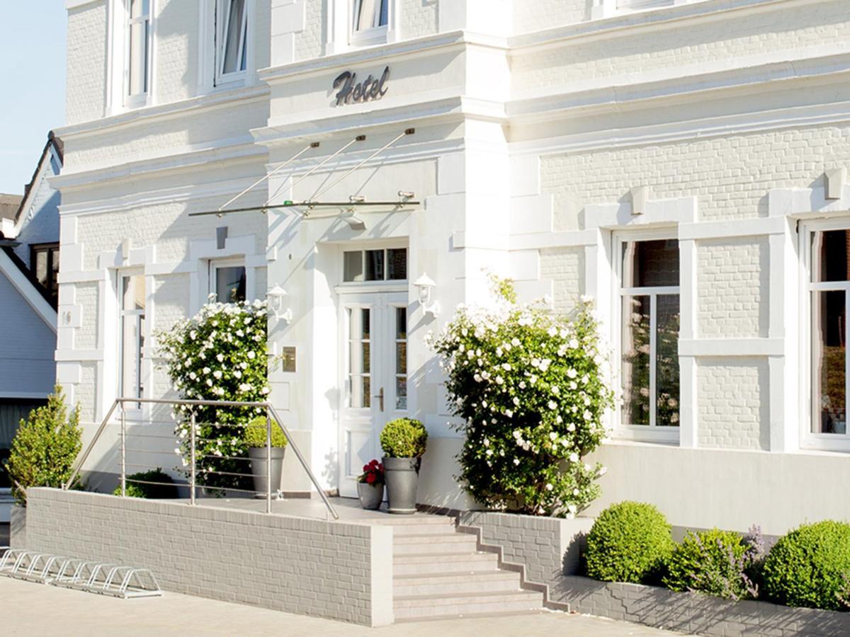 Hotel Kleiner Yachthafen Brunsbuttel Exteriör bild