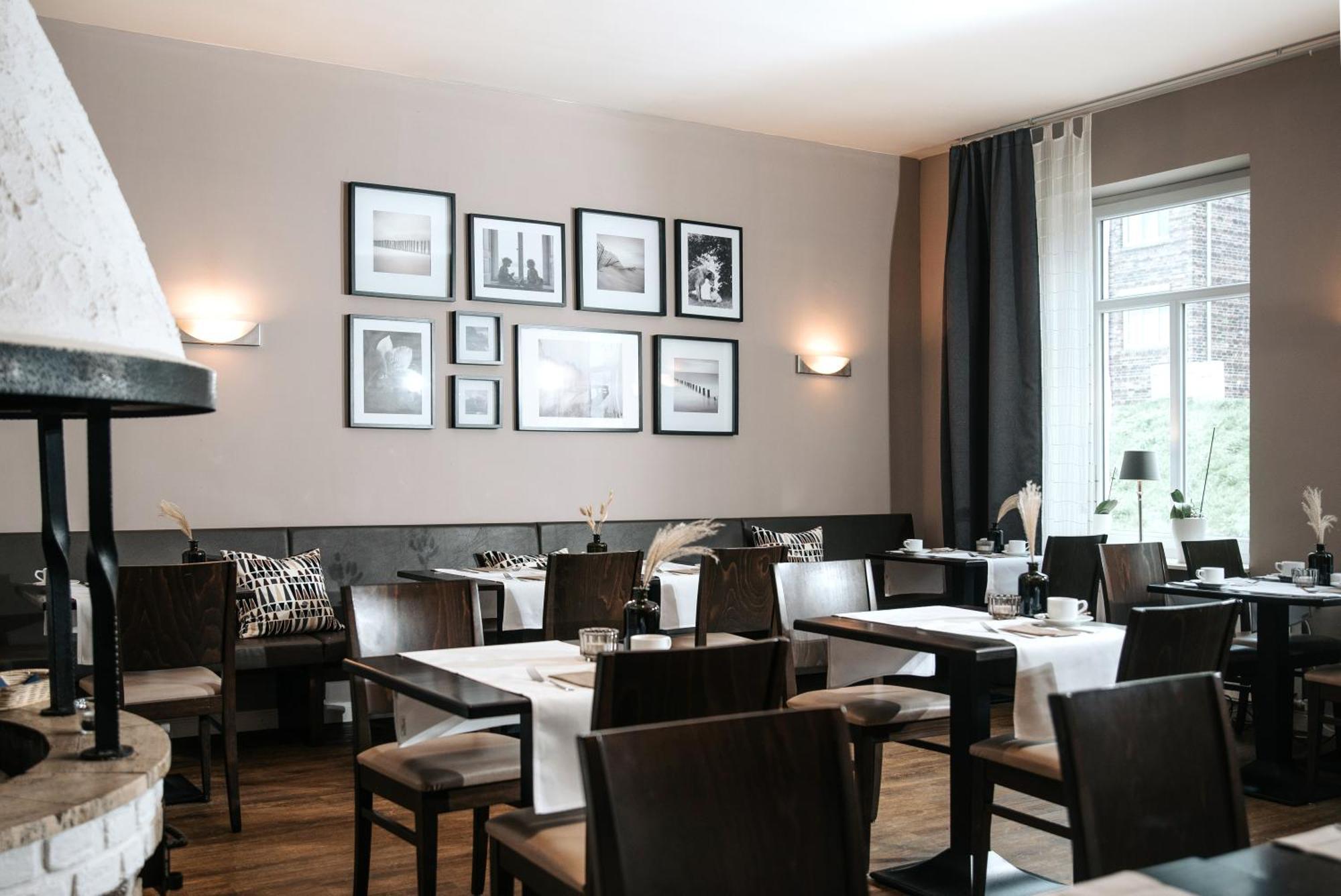 Hotel Kleiner Yachthafen Brunsbuttel Exteriör bild